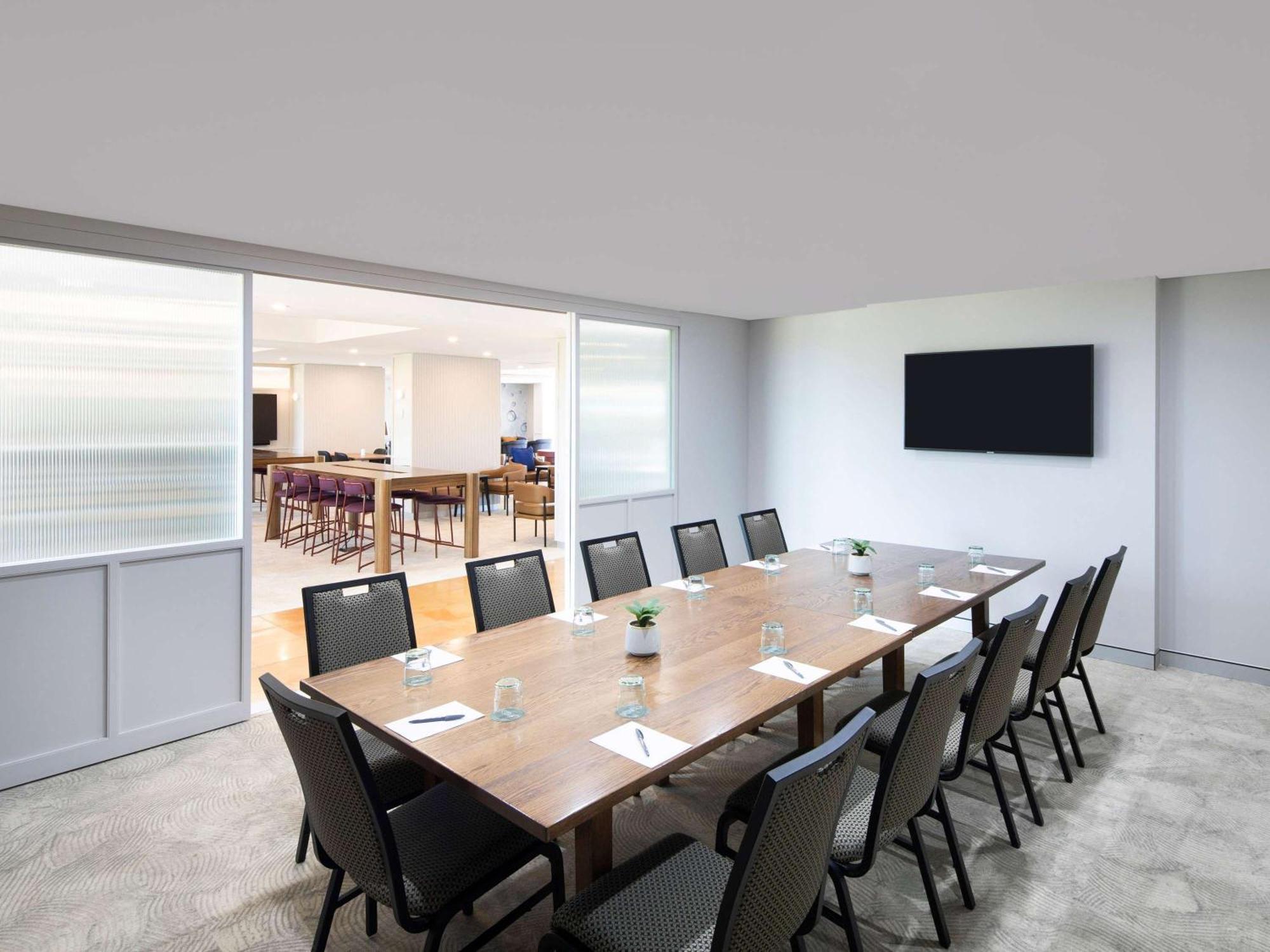 Mercure Sydney Blacktown Arndell Park Exterior photo